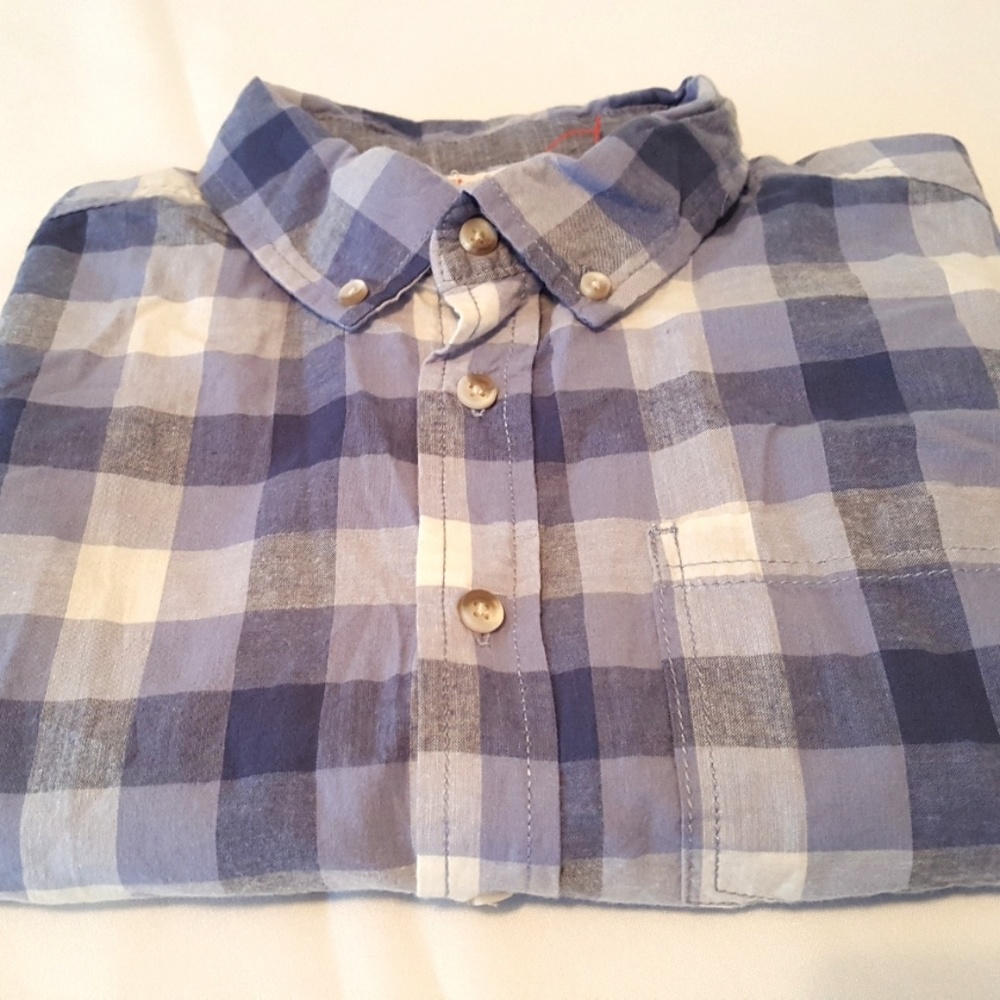⬇️ Blue & White Plaid Husky Boys Button Down Shirt